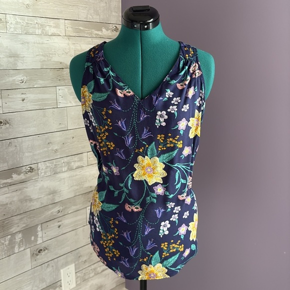 OLD NAVY Floral Print Navy Tank Top Blouse - Picture 1 of 8